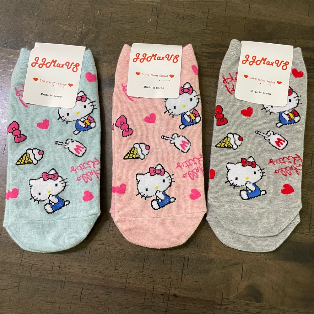 Hello Kitty Ankle Socks Set